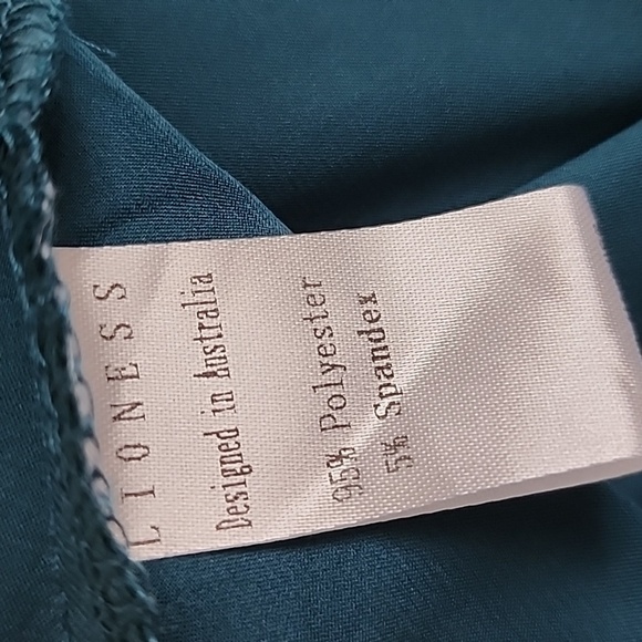 Lioness Max dark green satin style dress size Small - Picture 10 of 10